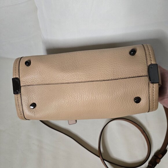 Coach Swagger 27 Carryall Pebble Leather Colorblock Beige Saddle Brown Gunmetal - Picture 2 of 8